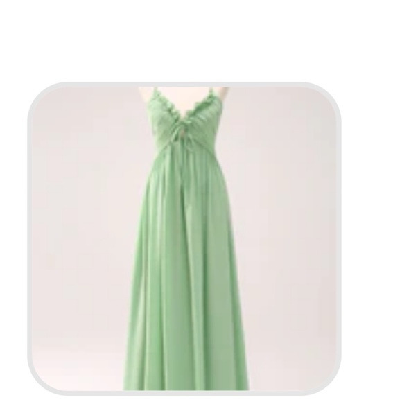 Formal dress - Picture 1 of 2